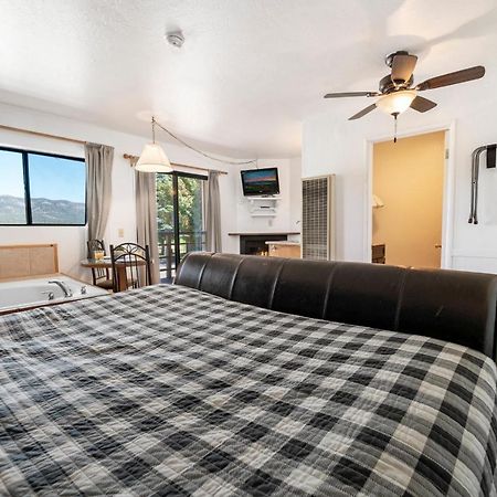 Big Bear Lake Front Lodge Buitenkant foto