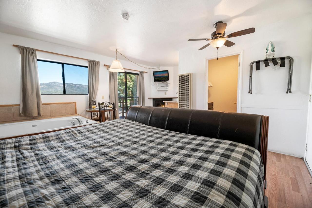 Big Bear Lake Front Lodge Buitenkant foto