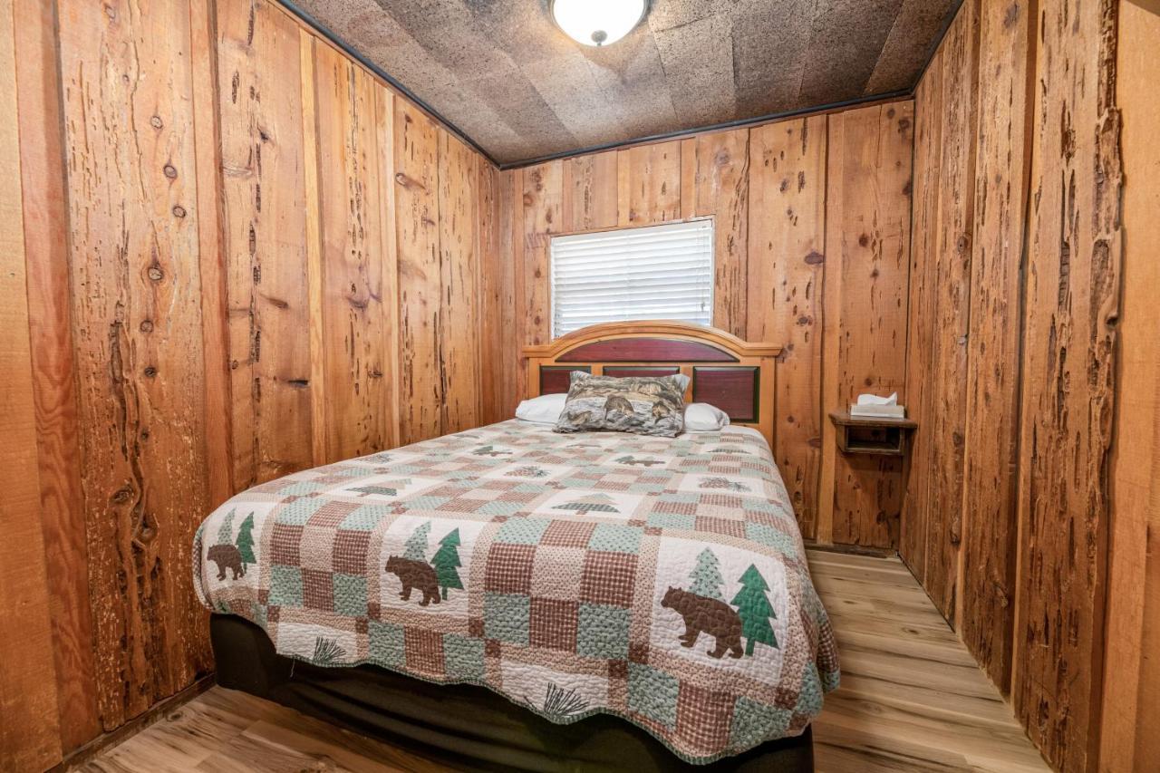 Big Bear Lake Front Lodge Buitenkant foto