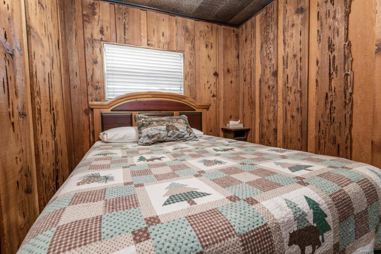 Big Bear Lake Front Lodge Buitenkant foto