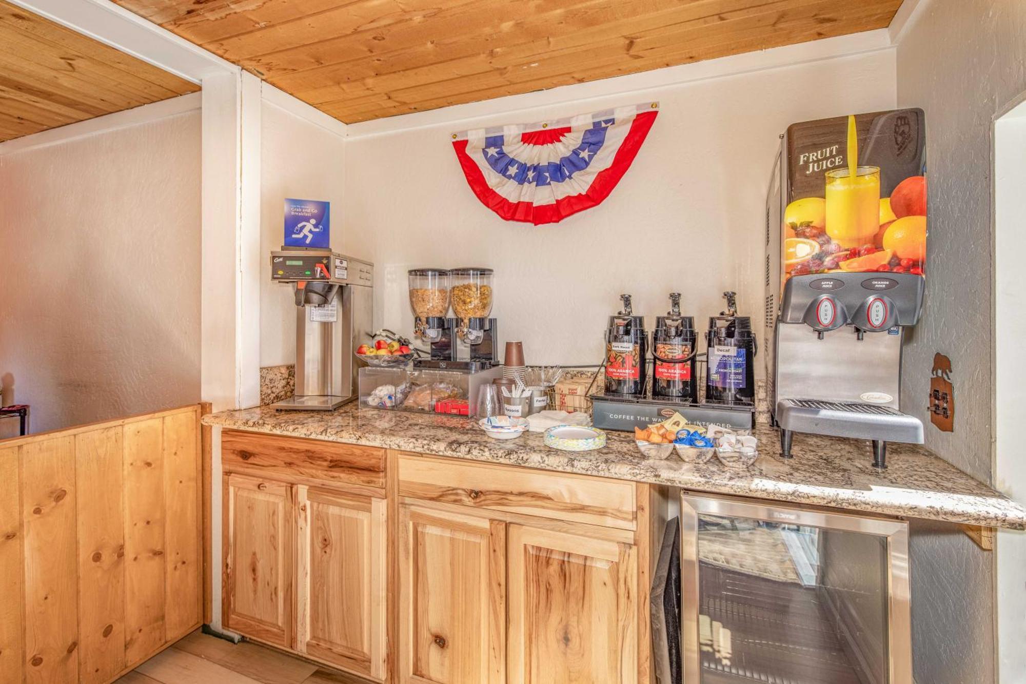 Big Bear Lake Front Lodge Buitenkant foto